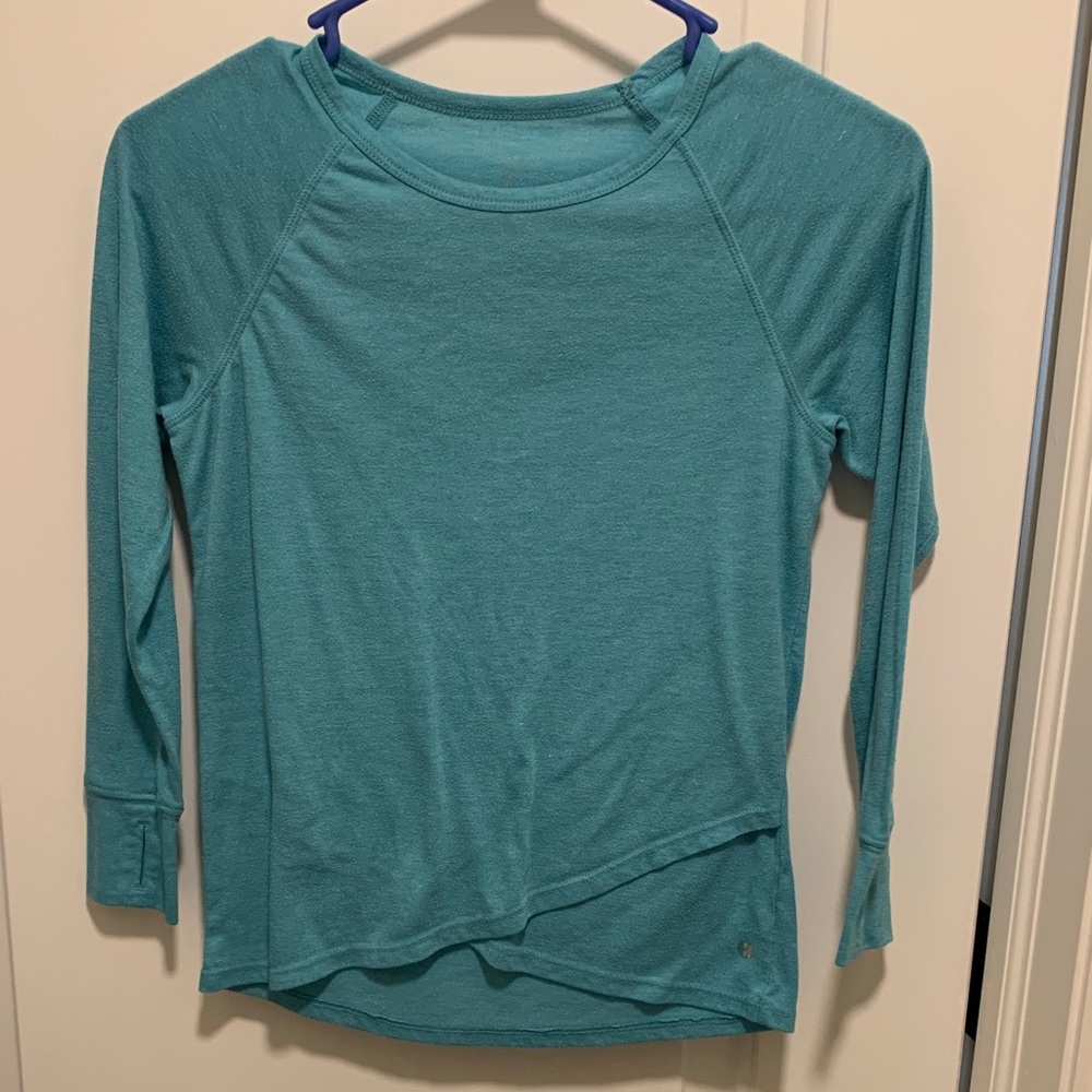 Girl’s Teal Long Sleeve Shirt. Size (7/8)